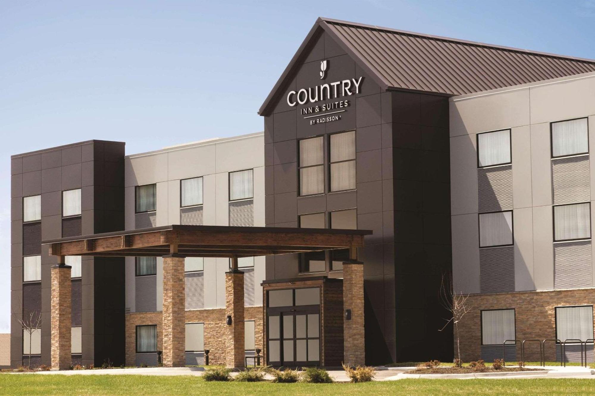 Country & By Radisson, Lawrence, Ks 3* Lawrence